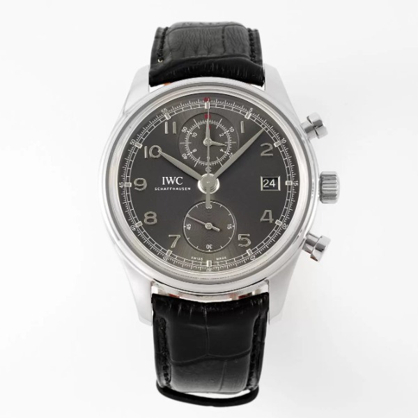 최고퀄 레플리카 IWC 포르투기저 다빈치 크로노그래프 클래식 그레이 다이얼 레더 스트랩 IW390404