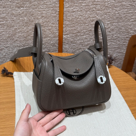 최고퀄 올수공 에르메스 린디백 19 Girs Etain 클레망스 가죽 실버 하드웨어