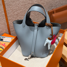 최고퀄 올수공 에르메스 피코탄 락 18 Blue Lin 클레망스 가죽 실버 하드웨어