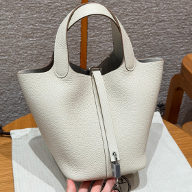 최고퀄 올수공 에르메스 피코탄 락 18 Craie 클레망스 가죽 실버 하드웨어