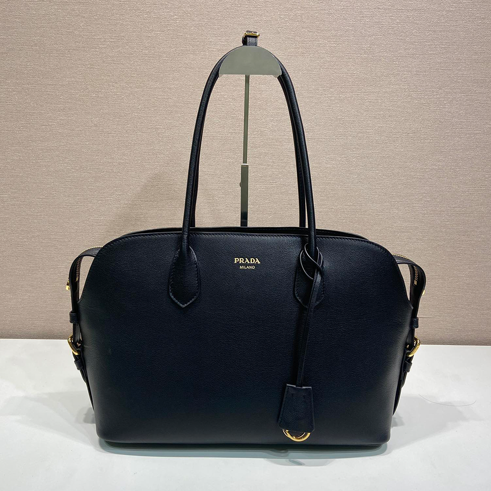 최고퀄 프라다 라지 레더 토트백 블랙 1BG600