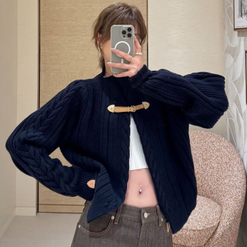 최고퀄 루이비통 스트랩 프런트 케이블 니트 가디건